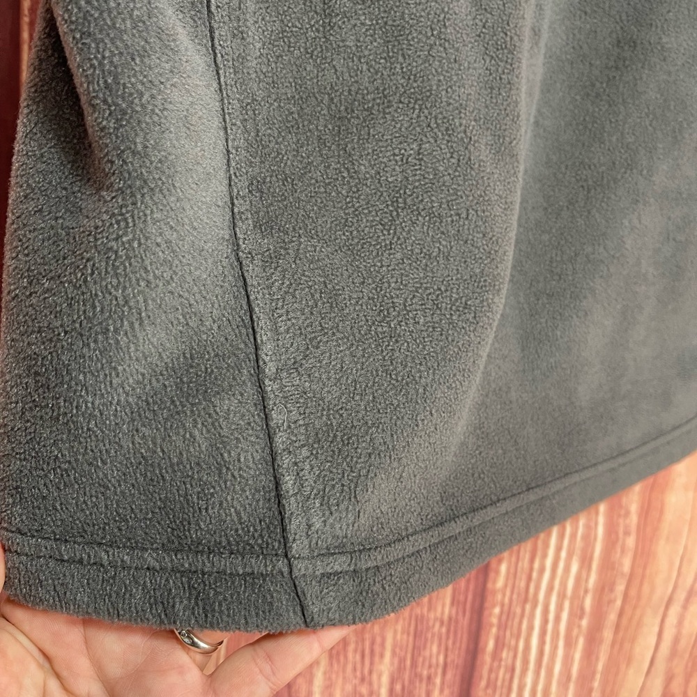 Columbia gray sleeveless warm fleece zipper closure side pockets vest size L - Picture 7 of 12
